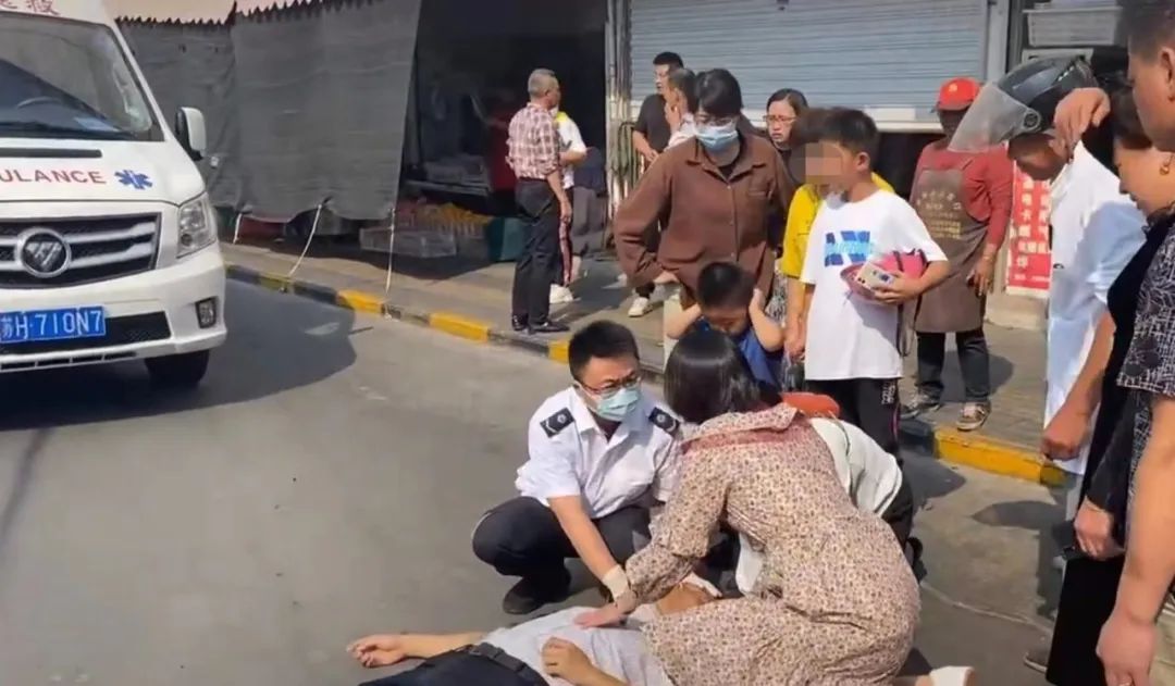 1665707299167593.jpg 抢救现场2.jpg